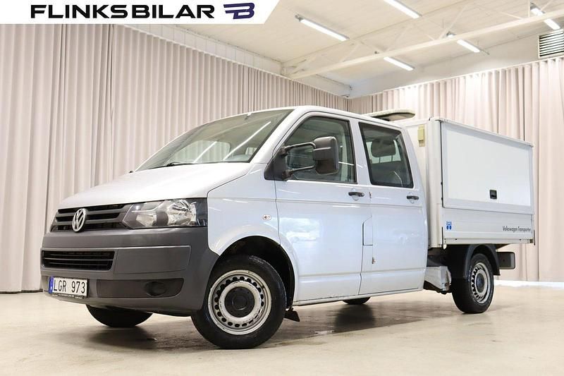 Silver (reflex silver metallic) Begagnad 2011 VW T5 Van | 119 900 kr (Marknadspris) - Bild 1/4