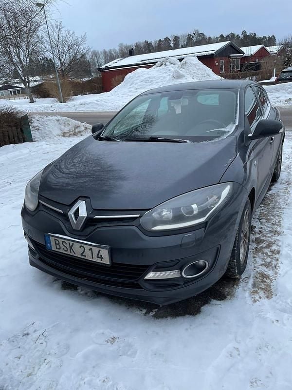 Begagnad 2015 Renault Mégane III | 39 900 kr (Bra pris) - Bild 1/4