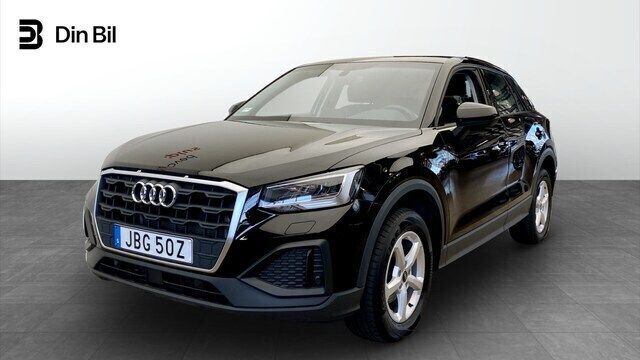 Svart (brilliantsvart) Begagnad 2022 Audi Q2 Proline SUV | 214 000 kr (Marknadspris) - Bild 1/4