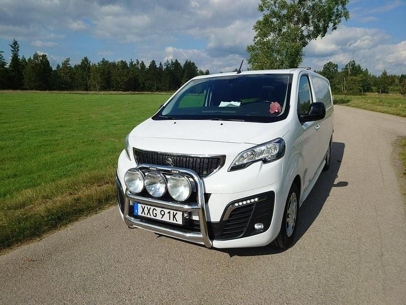Begagnad 2022 Peugeot e-Expert Van | 325 000 kr - Bild 1/4