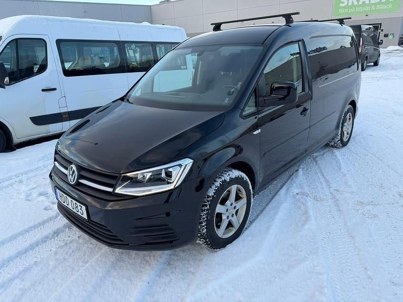 Begagnad VW Caddy Maxi 102 HK (75 kW) 2016 Deep black metallic Minibuss