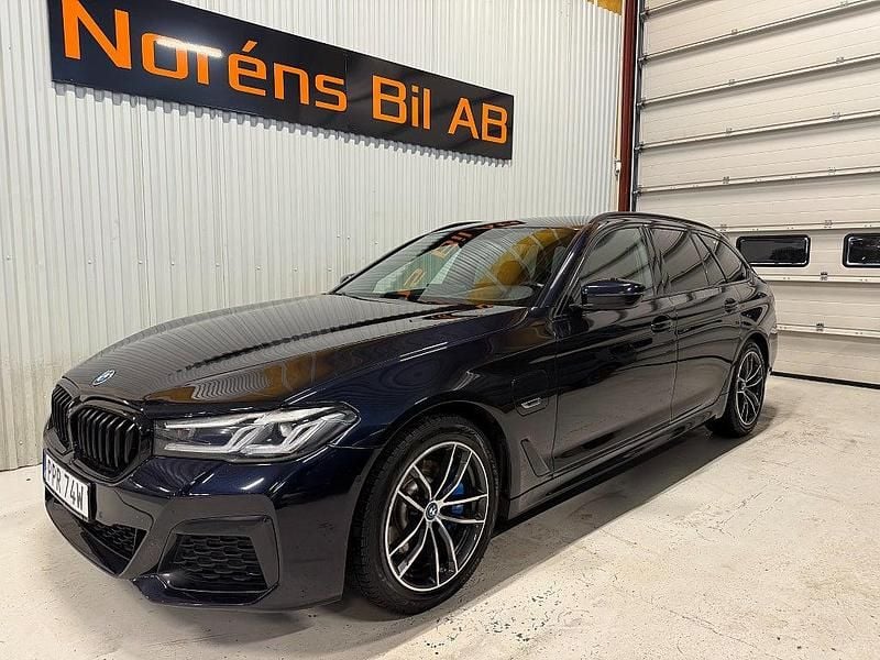 Begagnad BMW 530e M Sport 184 HK (135 kW) 2022 Svart Kombi