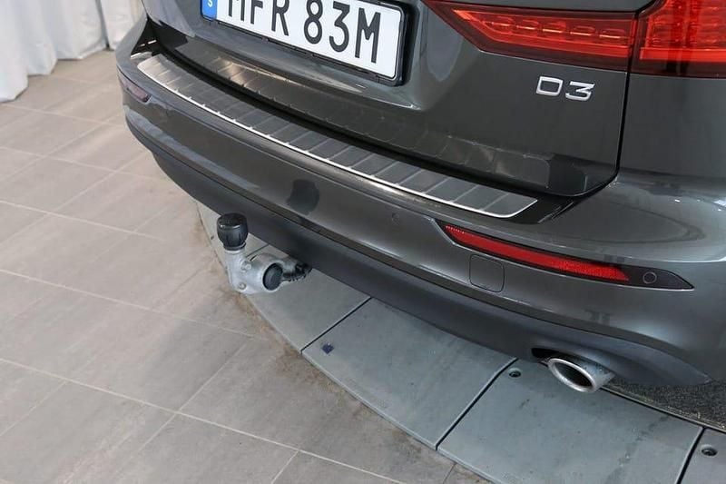 Begagnad Volvo V60 Momentum 151 HK (111 kW) 2020 Mörkgrå Kombi