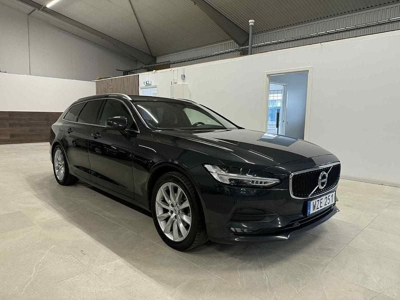 Grå Begagnad 2018 Volvo V90 Kombi | 189 500 kr (Bra pris) - Bild 1/4