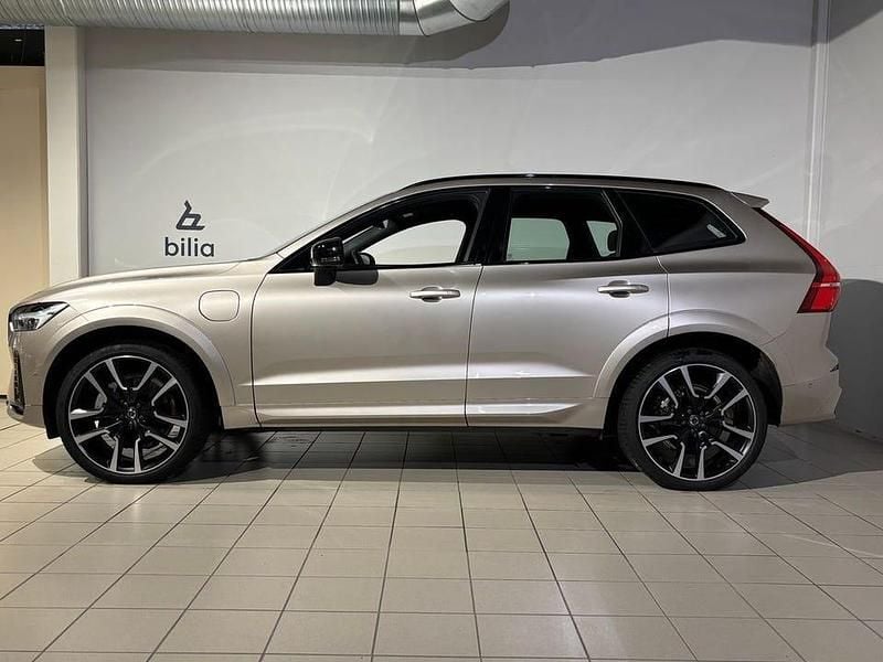 Begagnad Volvo XC60 Ultra 462 HK (339 kW) 2025 Grå SUV
