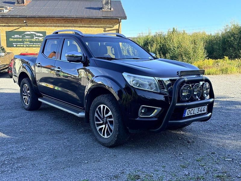 Svart Begagnad 2016 Nissan Navara Pickup | 99 900 kr (Marknadspris) - Bild 1/4