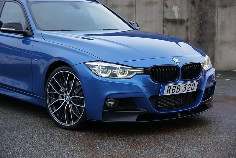 Begagnad BMW 335 M Performance 313 HK (230 kW) 2017 Blå Kombi