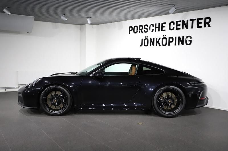 Ny Porsche 911 540 HK (397 kW) 2026 Svart Sportkupé