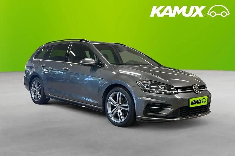 Silver/grå Begagnad 2019 VW Golf VII Kombi | 164 700 kr (Marknadspris) - Bild 1/4