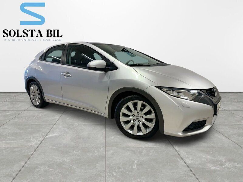 Silver Begagnad 2012 Honda Civic Sport Halvkombi | 105 000 kr (Marknadspris) - Bild 1/4