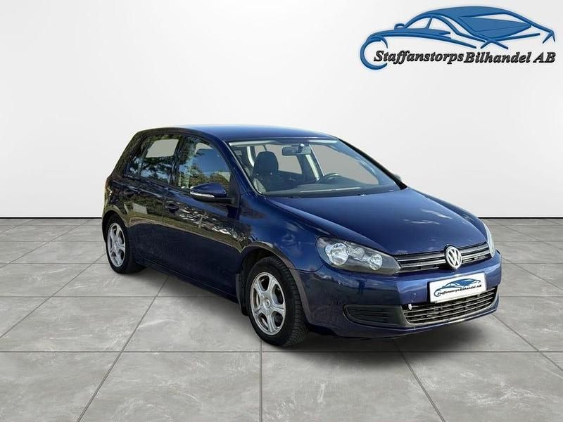 Begagnad VW Golf VII 105 HK (77 kW) 2011 Mörkblå (blå) Halvkombi