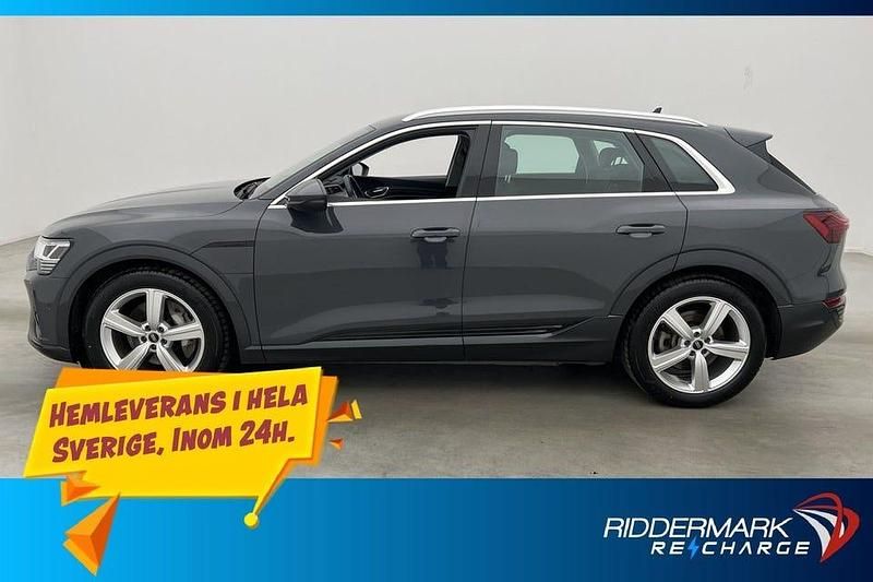 Grå Begagnad 2024 Audi Q8 e-tron SUV | 499 800 kr (Superpris) - Bild 1/4