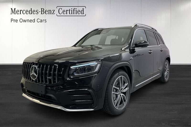 Svart Ny 2024 Mercedes GLB35 AMG SUV | 642 500 kr - Bild 1/4