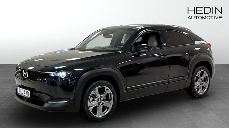 Svart Begagnad 2021 Mazda MX30 SUV | 154 900 kr (Marknadspris) - Bild 1/4