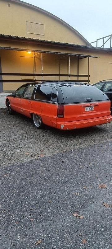 Begagnad 1992 Buick Roadmaster Kombi | 35 000 kr - Bild 1/4