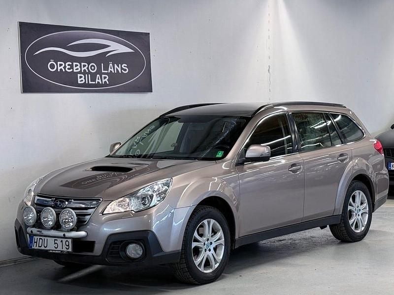 Brun Begagnad 2013 Subaru Outback Kombi | 44 900 kr (Marknadspris) - Bild 1/4