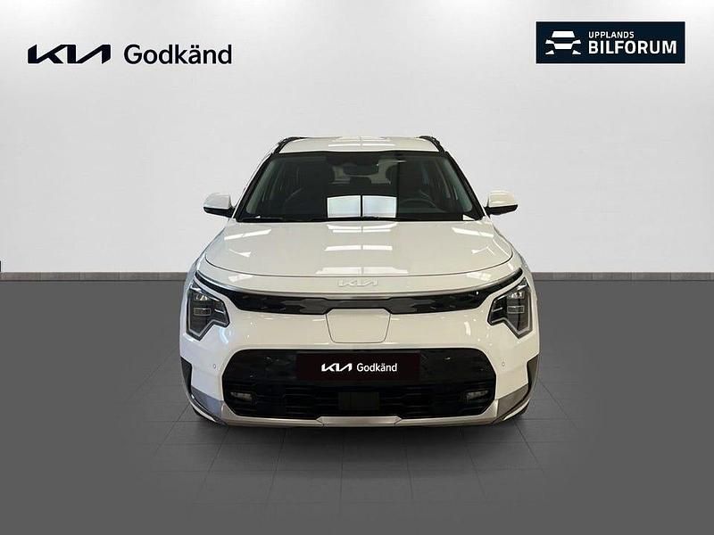 Begagnad Kia e-Niro 150 kW (204 HK) 2022 Vit SUV