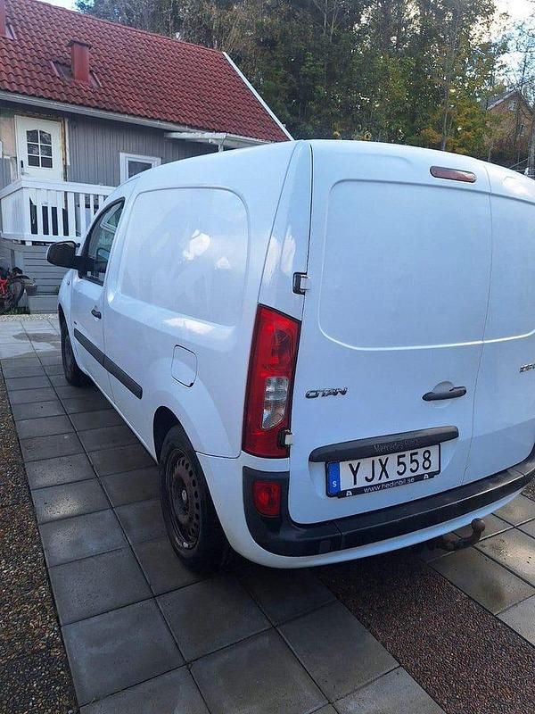 Vit Begagnad 2017 Mercedes Citan 109 Van | 59 999 kr (Bra pris) - Bild 1/4