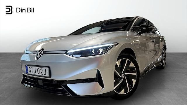 Silver Begagnad 2024 VW ID.7 Pro Sedan | 539 900 kr (Marknadspris) - Bild 1/4
