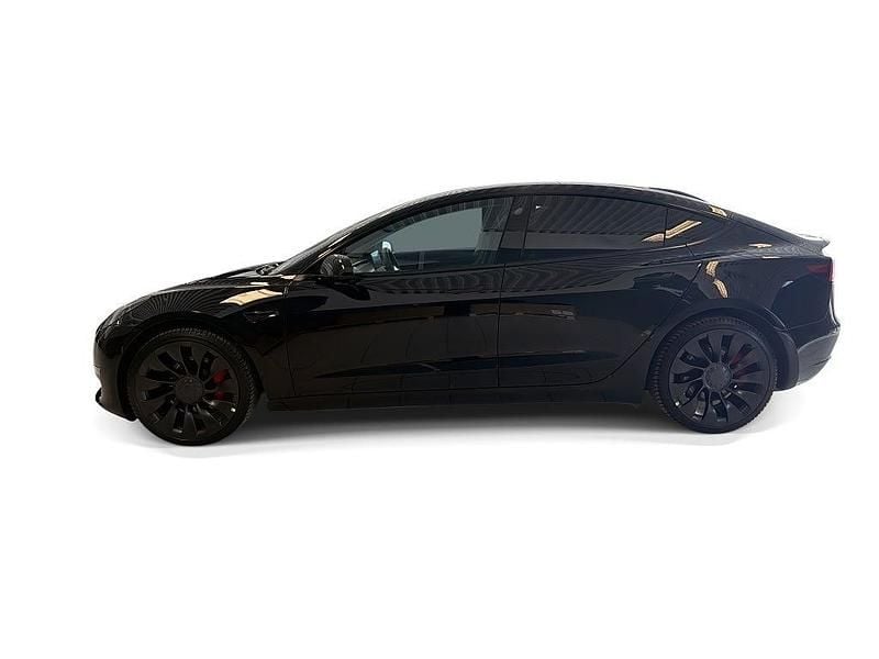 Begagnad Tesla Model 3 Performance 461 kW (627 HK) 2023 Svart Sedan