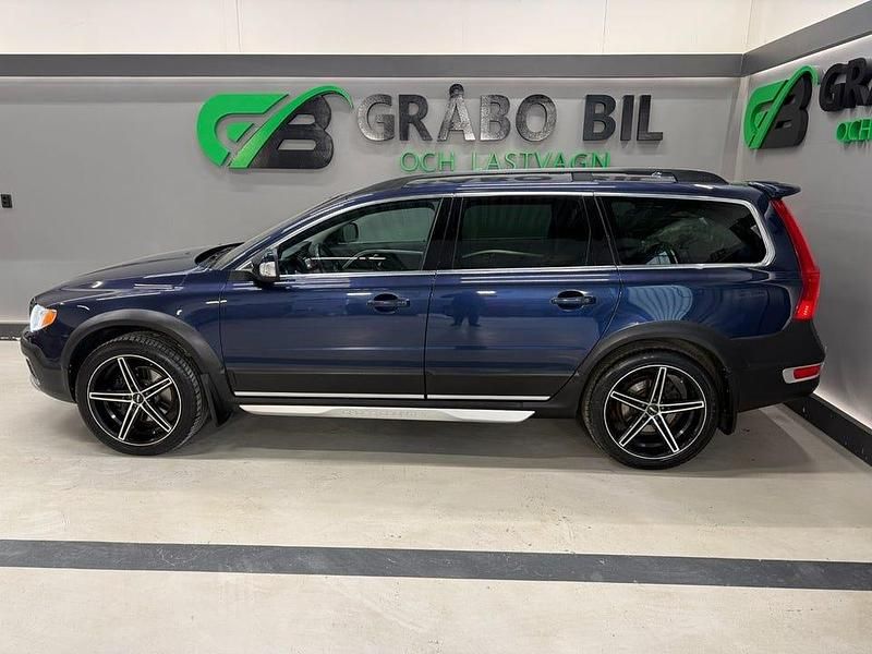Begagnad Volvo XC70 Momentum 163 HK (119 kW) 2013 Blå Kombi