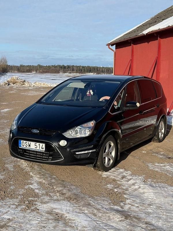 Begagnad Ford S-MAX S 200 HK (147 kW) 2011 Minibuss