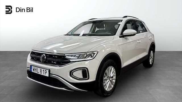Grå (ascot grey) Begagnad 2022 VW T-Roc Life SUV | 269 900 kr (Marknadspris) - Bild 1/4