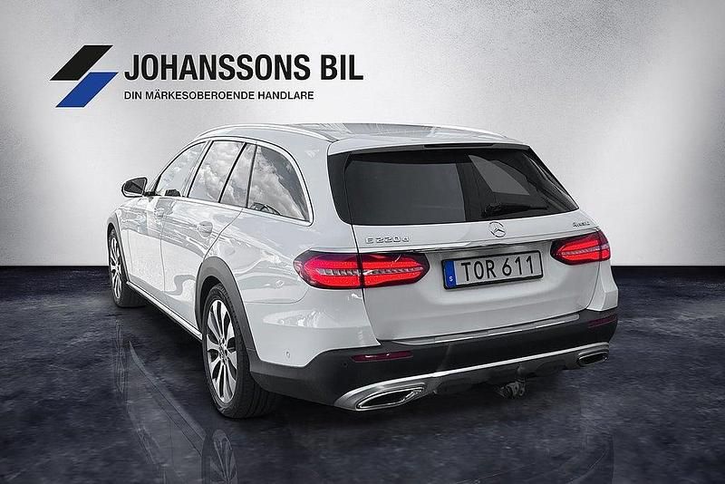 Begagnad Mercedes E220 All-Terrain 195 HK (143 kW) 2017 Vit Kombi