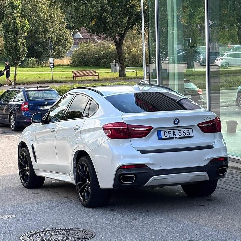 Begagnad BMW X6 M Sport 313 HK (230 kW) 2019 Mineralwhite SUV