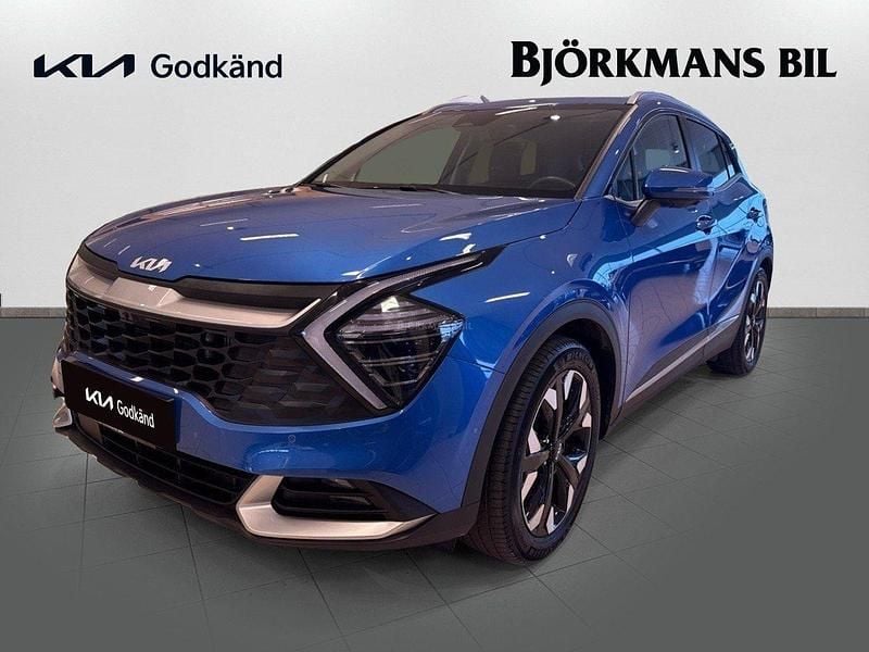 Blå Begagnad 2024 Kia Sportage Advance SUV | 419 900 kr (Marknadspris) - Bild 1/4