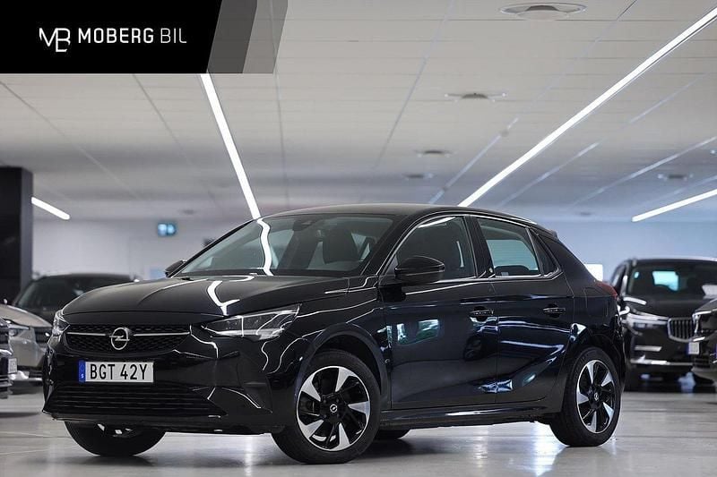 Svart Begagnad 2022 Opel Corsa-e Design Edition Halvkombi | 179 900 kr (Marknadspris) - Bild 1/3