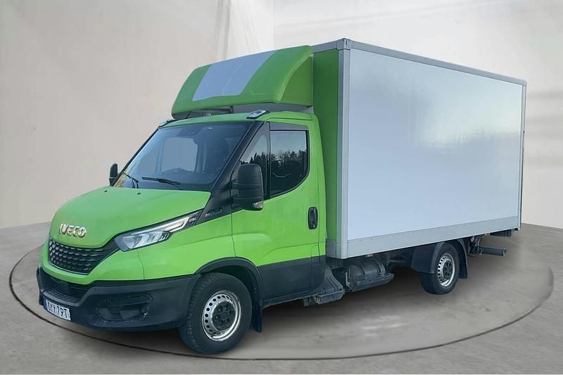 Vit Begagnad 2022 Iveco Daily | 330 000 kr - Bild 1/4