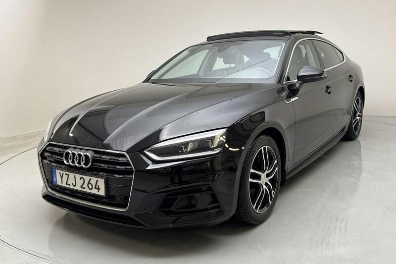 Svart Begagnad 2018 Audi A5 Proline Sportkupé | 249 800 kr (Marknadspris) - Bild 1/4