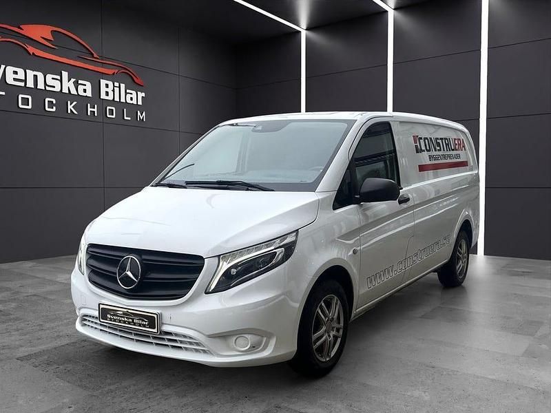 Vit Begagnad 2022 Mercedes Vito Van | 389 900 kr (Marknadspris) - Bild 1/4
