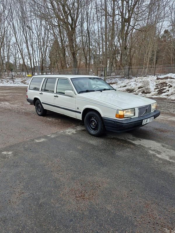 Begagnad Volvo 740 115 HK (84 kW) 1992 Kombi