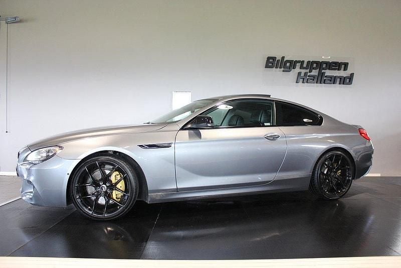 Grå (space grey metallic) Begagnad 2011 BMW 640 Sportkupé | 259 900 kr (Lite dyr) - Bild 1/3