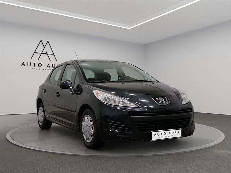 Begagnad Peugeot 207 95 HK (69 kW) 2010 Svart Halvkombi