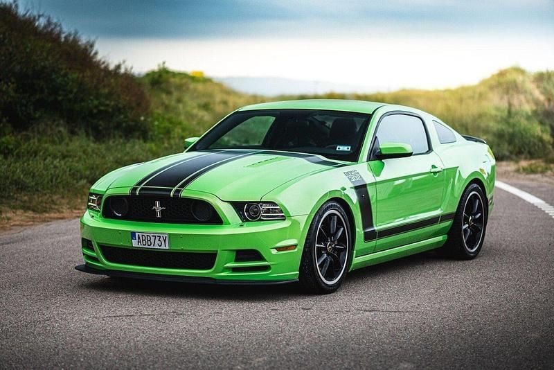Grön Begagnad 2012 Ford Mustang Sportkupé | 1 000 kr - Bild 1/4