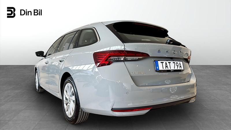 Ny Skoda Octavia 2026 Grå Kombi