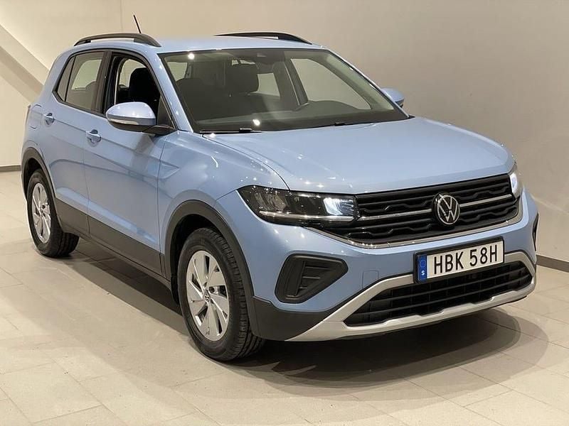 Clear blue metallic Begagnad 2024 VW T-Cross Life SUV | 219 900 kr (Bra pris) - Bild 1/3