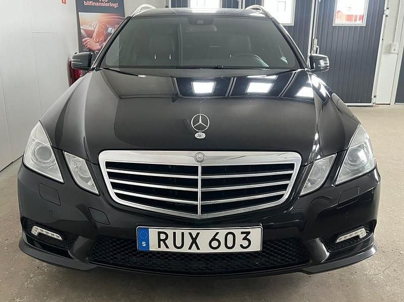 Begagnad Mercedes E220 AMG 170 HK (125 kW) 2010 Svart Kombi