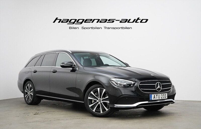 Svart Begagnad 2020 Mercedes E300 Avantgarde Kombi | 389 000 kr (Bra pris) - Bild 1/4