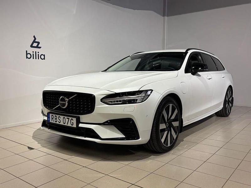 Vit Begagnad 2025 Volvo V90 Plus Kombi | 489 900 kr - Bild 1/4
