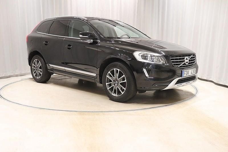 Begagnad Volvo XC60 Summum 163 HK (119 kW) 2014 Svart SUV