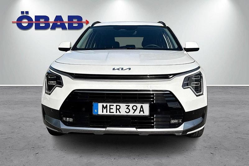 Begagnad Kia Niro Advance 184 HK (135 kW) 2022 Vit SUV