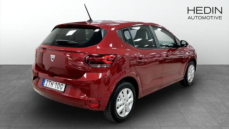 Begagnad Dacia Sandero 91 HK (66 kW) 2021 Röd Halvkombi