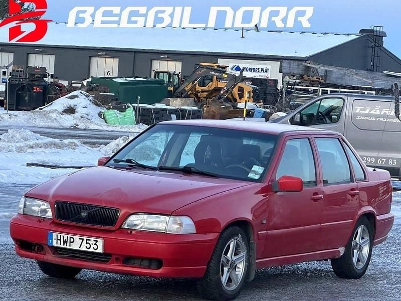 Röd Begagnad 1998 Volvo S70 Standard Sedan | 19 500 kr (Superpris) - Bild 1/4
