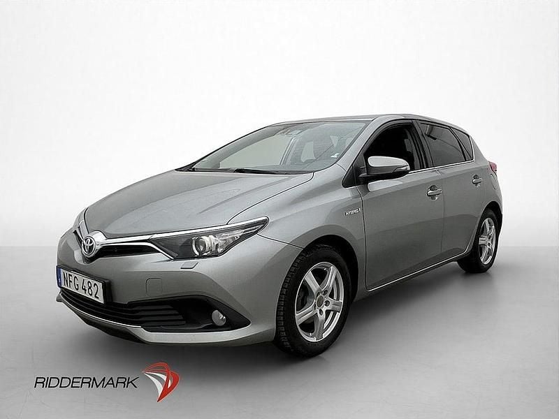 Begagnad Toyota Auris 2016 Grå