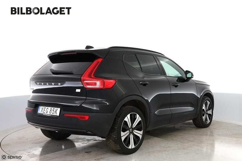 Begagnad Volvo XC40 Single Motor 175 kW (238 HK) 2022 Svart SUV