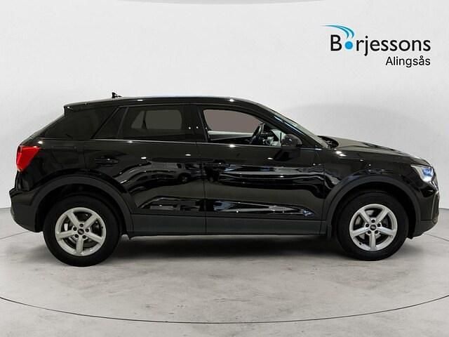 Begagnad Audi Q2 Proline 112 HK (82 kW) 2023 Svart SUV